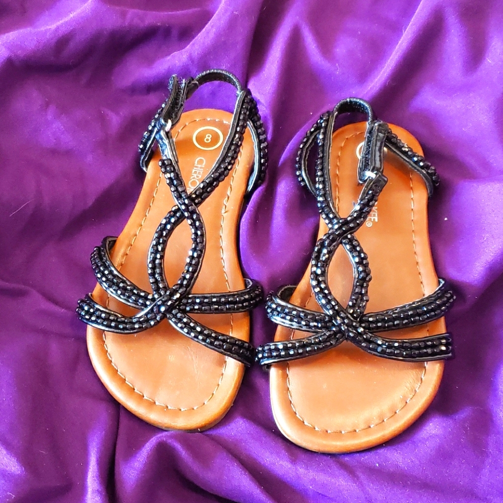 Black sandals size 8 toddler